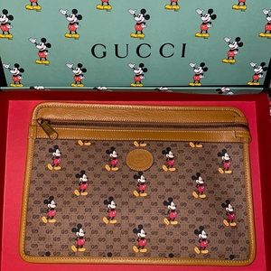 Gucci x Disney Pouch